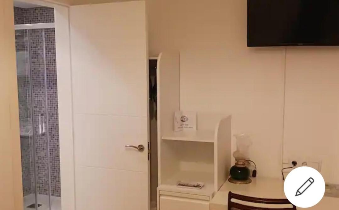 Ubicacion Perfecta/Bano Privado Apartment Сан Себастиан Стая снимка